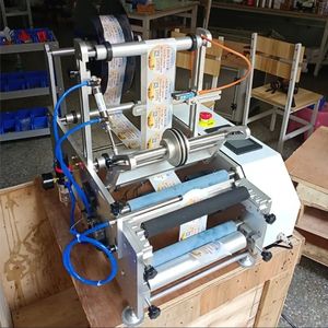 Étiqueteuse semi-automatique de bouteilles de bière et de vin rondes à double étiquette - Product Image 5