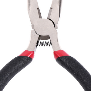 Pince à bec effilé DIY 5 pouces à mâchoires dentelées en acier au chrome-vanadium, pointe affûtée, manche noir et rouge, à ressort - Product Image 4