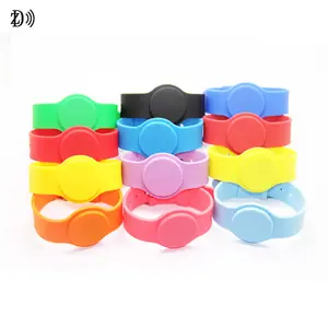 Manufactory RFID Silicone Bracelets Comfortable 13.56Mhz NFC Chip RFID Soft Wristband