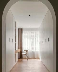 Diseño estilo caliente armario escritorio guardarropa gran espacio muebles de dormitorio de madera Conjunto personalizado de madera maciza de aluminio armario de almacenamiento - Product Image 5