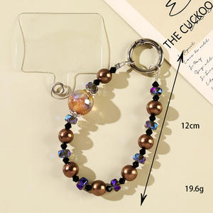 Llavero de Moda con Cuentas Acrílicas, Adorno para Mujer, Diseño de Corazón Dulce con Lazo, Cordón para Muñeca, Accesorio para Llaves - Product Image 2