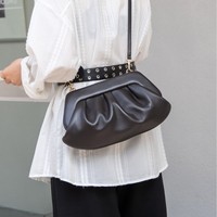 Sac bandoulière en cuir véritable 2026, style dumpling, tendance nationale, cadeau d'entreprise, personnalisation en usine