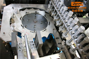 Máy thổi khuôn nhựa 5 gallon / Máy thổi khuôn chai PET / Máy sản xuất - Product Image 3