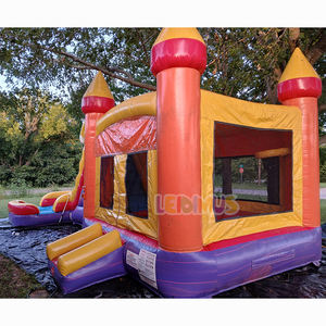 Castillo Inflable con Tobogán de Agua y <span class=keywords><strong>Piscina</strong></span> de Chapoteo para Diversión Veraniega - Product Image 3