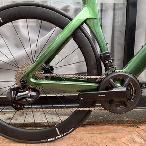 Bicicleta de Carretera Aero de Fibra de Carbono Elec Shifters OEM KOZO 2, 700C, 24 Velocidades, Frenos de Disco Hidráulicos, Ligera, KOZO2-Wheeltop ----- AL - Product Image 5