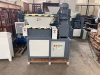 Déchiqueteuse portable mini en plastique à double moteur pour le recyclage de films PE PP, usage en atelier à petite échelle, vente directe usine