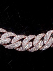 สร้อยคอคิวบันฮิปฮอปคุณภาพเยี่ยมประดับเพชรโมอิสซาไนต์ VVS สำหรับงานปาร์ตี้กลางคืน ราคาโรงงาน - Product Image 2