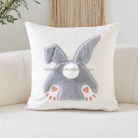 Nouvelle arrivée : housse de coussin carrée 100% polyester avec broderie décorative en forme de lapin pour la maison et l'hôtel