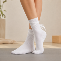 Chaussettes de yoga et de Pilates en coton antidérapantes pour femmes, chaussettes de Pilates à lanières tricotées, chaussettes de fitness et de yoga avec logo personnalisable