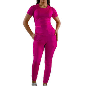 Ensemble de blouses médicales pour femmes Yilong Fashion Fit, pantalon jogger taille haute avec poche zippée, pour infirmières - Product Image 1