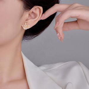 Super Sparkling Full Diamond Swan <b>Stud</b> <b>Earrings</b> for Women Luxury High-End Silver Needles Versatile Atmospheric <b>Fashionable</b> - Product Image 6