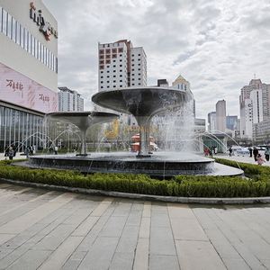 Fuente de Agua Decorativa para Exteriores de Acero Inoxidable, Duradera, Multifuncional, Impermeable, con Espejo Reflectante, Estilo Art Deco - Product Image 1