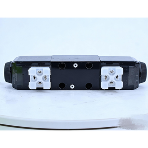 ชุดควบคุมทิศทางไฮดรอลิกแบบเงียบ รุ่น Dg4v ซีรีส์ Dg4v-3-2n-u-h-100 Dg4v-3-33c-u-t-100 Dg4v-5-33c-u-h-100 สำหรับร้านค้า ของแท้ใหม่ - Product Image 1