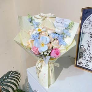 Ramo de Rosas de Diseño Exclusivo de Alta Gama, Regalos <span class=keywords><strong>para</strong></span> Cumpleaños y San Valentín <span class=keywords><strong>para</strong></span> Novia y Mejor Amiga - Product Image 4