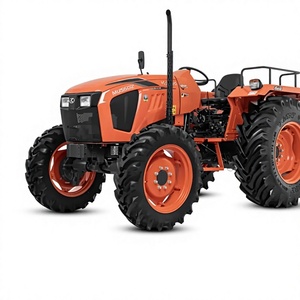 Tracteur agricole Kubota avec moteur diesel puissant, construction robuste pour les opérations agricoles modernes - Product Image 1