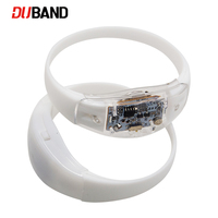 Bracelet LED à commande sonore avec lumières de marquage clignotantes |   Bracelet lumineux à commande vocale pour les concerts et les fêtes