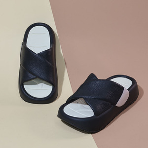 Pantuflas de EVA con Suela Gruesa y Correa para Mujer, Punta Abierta, Acolchadas, para Usar en Casa en Verano - Product Image 1