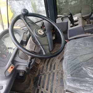 Cargadora de Ruedas Komatsu WA320 de 6 Toneladas, Equipo de Construcción Usado, Modelo 2018, Motor Cummins, Bomba MOOG - Product Image 6