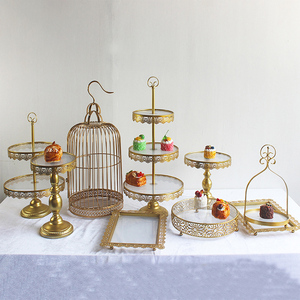 ชุดตั้งโชว์เค้กขนมหวานโลหะสีทองสำหรับงานแต่งงานชุดวางเค้กสุดหรูสำหรับตกแต่ง - Product Image 5