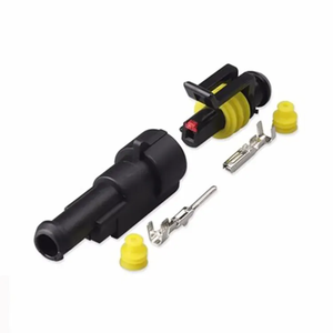 QVP Serie Automotive Connector Auto Waterdichte Mannelijke en Vrouwelijke 1 2 3 4 5 6-pins Terminals met Messing Contacten en Nylon Behuizing - Product Image 1