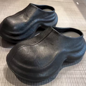 2026 Trendy Platform Slippers for Women Outdoor Anti-<b>Slip</b> Deodorant Sandals Casual Closed-Toe <b>Half</b> Shoes - Product Image 3