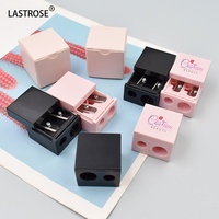 Taille-crayon double trou avec nettoyeur pour crayons cosmétiques (sourcils, eye-liner, lèvres)