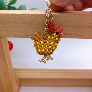 Accesorios para Bolsos Escolares de Niñas Hechos a Mano, Decoración para Bolsos Infantiles, Cuentas Pequeñas, Regalo de Recuerdo Festivo DIY, Llavero de Pollito Adorable - Product Image 3