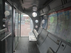 Pensilina per Autobus Intelligente con Aria Condizionata, Stazione Chiusa con Pannello Pubblicitario Luminoso per Esterni a Dubai, Emirati Arabi Uniti - Product Image 5