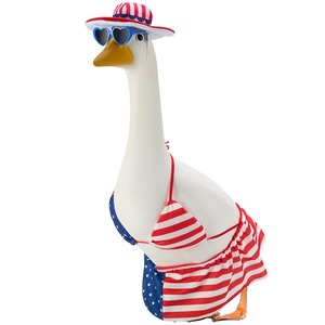 Traje Patriótico para <span class=keywords><strong>Ganso</strong></span> con Gorro a Juego - Disfraz para Mascotas con Bandera Americana de Estrellas y Rayas para Patos y Gansos Blancos Grandes - Product Image 3
