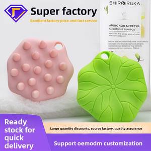 Cepillo de Silicona para Cabello Estilo Hoja de Loto, para Cabello Seco y Mojado, Masajeador de Cuero Cabelludo, Peine de Forma Ovalada Moderna para Lavado de Cabeza - Product Image 4