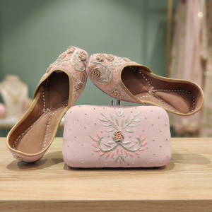 Chaussures de mariée traditionnelles en cuir véritable imperméables rose pour femmes, brodées, design tendance, avec portefeuille assorti BS - Product Image 1