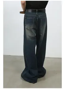 سروال جينز رجالي بتصميم أنيق وعريض فضفاض ذو قصة مستقيمة مصنوع من قماش الدنيم ذو تصميم مخصص إصدار عام 2024