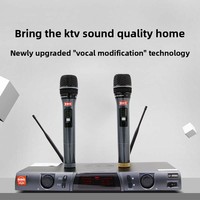 Sistem Nirkabel Profesional BBS U-999S untuk Satu-ke-Dua U-Band Panggung/Konferensi/Pembawa Acara/Penyanyi/Penghibur dengan Mikrofon