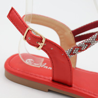 Haute qualité avec des pantoufles à bande de diamant d'eau de mode dames chaussures de plage plates d'été sandales pour femmes et dames