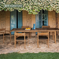BFP Furniture Solution personnalisée à guichet unique pour l'ensemble de meubles d'hôtel canapé sectionnel de Style bois et chaise longue et ensemble de salle à manger