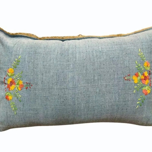 Housse de coussin brodée vert marine, taille 17x27 pouces, en pur coton, lavable en machine, couture machine, motif floral élégant - Product Image 1