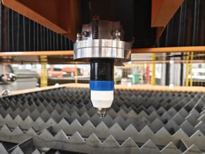 SS CS Découpe 4x8 Plasma <span class=keywords><strong>Table</strong></span> 63A <span class=keywords><strong>100</strong></span> <span class=keywords><strong>a</strong></span> 200A 300A Cnc Plasma Cutter Cnc Plasma Machine <span class=keywords><strong>De</strong></span> Découpe Avec Réservoir D'eau - Product Image 5