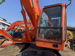 Excavadora Doosan DX225LCA usada de entrega global de bajo consumo de combustible de Shanghai Yard 1,05 m³ Capacidad del cucharón 21 toneladas Peso operativo - Product Image 3