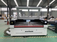 Nouvelles petites machines de gravure et de découpe au laser CO2 1610 pour acrylique, verre, MDF 50w 60w 80W 100W