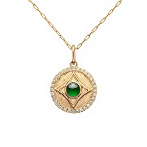 Collier Pendentif Tendance Classique en Or 18 carats avec Jadeite et Diamant, Micro-Incrustation Étoile Éternelle, Bijou Unisexe pour Enfants et Mariage - Product Image 1