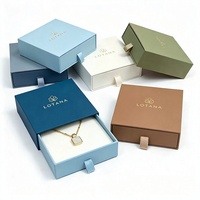 Boîte à bijoux coulissante avec logo personnalisé, emballage cadeau en carton pour boucles d'oreilles, bracelet, bague, collier