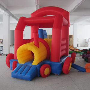 Châteaux gonflables en nylon sur le thème du train pour le plaisir des enfants au parc d'aventure ou en garderie - Product Image 1