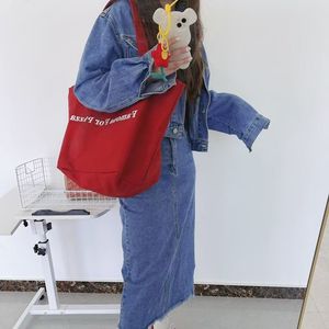 Özel Logo baskı büyük Tote çanta sıcak satış kırmızı büyük tuval logosu nakış omuz çantaları kadın alışveriş çantası - Product Image 5