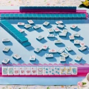 En stock : Tuiles de mahjong américaines en acrylique multicouche motif feuille de palmier bleu, ensemble de 160 tuiles, tuiles de mahjong américaines en cristal brisé à la main - Product Image 4