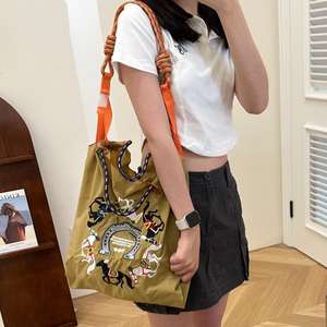 <span class=keywords><strong>Filet</strong></span> de sélection stricte Red Horse Embroidery Ballchain Sac à bandoulière fourre-tout promotionnel écologique et élégant - Product Image 5