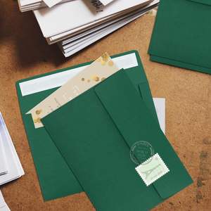 Enveloppe <span class=keywords><strong>de</strong></span> <span class=keywords><strong>carte</strong></span> postale auto-scellante vert foncé imprimable personnalisée A7 papier recyclable pour faire-part <span class=keywords><strong>de</strong></span> <span class=keywords><strong>mariage</strong></span> utilisation <span class=keywords><strong>de</strong></span> <span class=keywords><strong>carte</strong></span> <span class=keywords><strong>de</strong></span> visite - Product Image 3