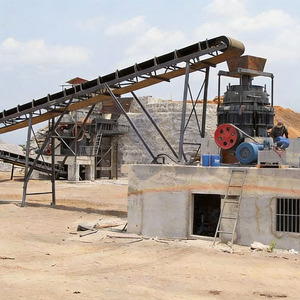 Low Noise <b>Aggregate</b> Line 2000 TPH Urban Demolition Waste Recycling Process Concrete Block Vibrating Screen - Product Image 3