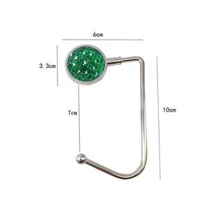 Gancho Metálico Plegable para Colgar Bolsos con Decoración de Cristal Verde, 6 cm de Diámetro, Resistente, para Actividades Promocionales - Product Image 3