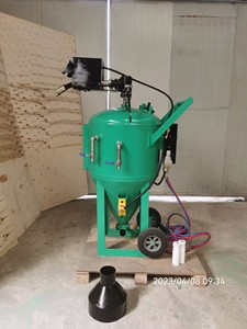 Sabbiatrice Elettrica Mobile ad Alta Pressione DB800 Senza Polvere per Pulizia di Costruzioni e Metalli - Product Image 1