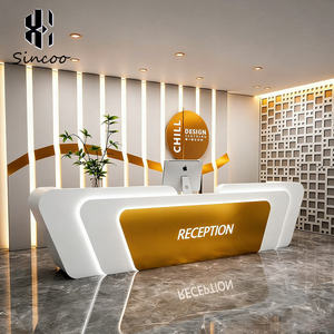 Comptoir de réception de luxe en bois massif blanc moderne avec éclairage LED de forme artistique unique, prix d'usine, pour salon de beauté, spa, hôtel, immeuble de bureaux - Product Image 2